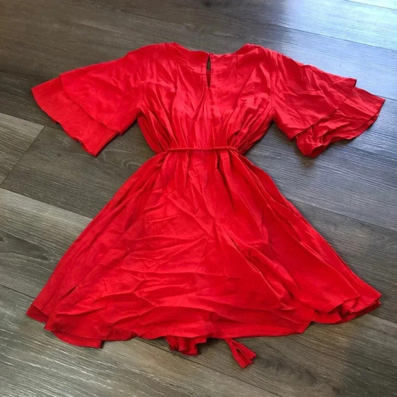 The Nines Red Flowy Mini Dress Tie Waist Bell Sleeves Womens Size Large - Picture 2 of 11